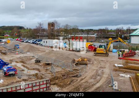 Mold, Flintshire; Großbritannien: 28. Jan 2021: Die Bauarbeiten am neuen Aldi-Supermarkt in der walisischen Marktstadt Mold haben begonnen. Stockfoto