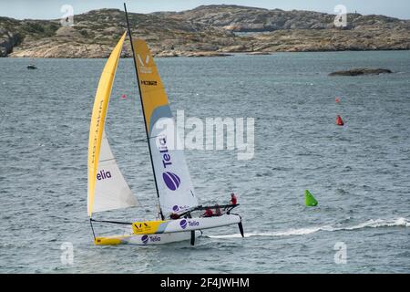 Big Boat Sailing Race M32 Katamaran Wettbewerb in Marstrand Schweden Stockfoto