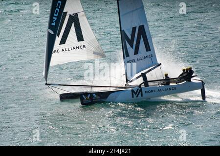 Big Boat Sailing Race M32 Katamaran Wettbewerb in Marstrand Schweden Stockfoto