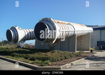 TITUSVILLE, VEREINIGTE STAATEN - Dec 22, 2009: Raketenantriebe im John F Kennedy Space Center Visitor Complex Stockfoto