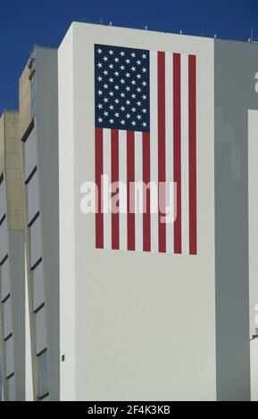 TITUSVILLE, USA - 22. Dez 2009: Detailfoto der amerikanischen Flagge am Vehicle Assembly Building der NASA im John F Kennedy Space Center un Stockfoto