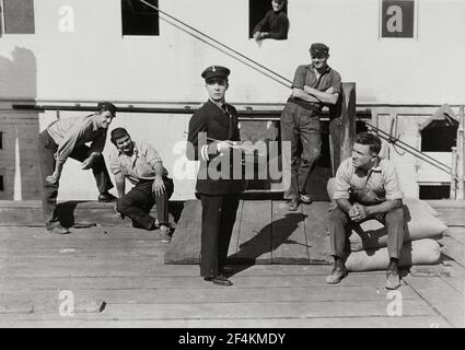 BUSTER KEATON in Steamboat Bill JR. (1928), Regie: CHARLES REISNER. Quelle: UNITED ARTISTS/Album Stockfoto