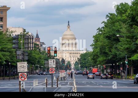 Kapitolgebäude in Washington DC von der Pennsylvania Avenue in Washington DC, USA. Stockfoto