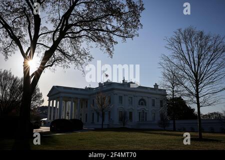 Washington, USA. März 2021, 22nd. Das Weiße Haus wird am Montag, 22. März 2021 in Washington, DC gesehen. (Foto von Oliver Contreras/SIPA USA) Quelle: SIPA USA/Alamy Live News Stockfoto