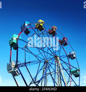 NEWPORT BEACH, VEREINIGTE STAATEN - Jan 14, 2018: Balboa Fun Zone Ferris Wheel in Newport Beach, California. Stockfoto