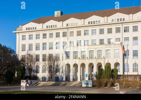 Wien, Wien: Ehemalige Hochschule für Welthandel, heute Universität Wien - Institut für Klassische Archäologie (University o Stockfoto