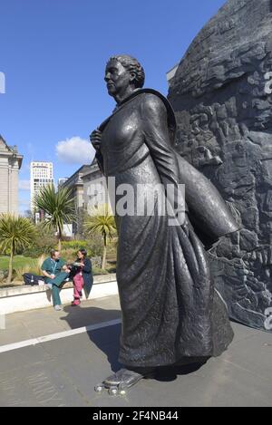 London, England, Großbritannien. Denkmal für Mary Seacole (jamaikanisch-geborene Krankenschwester: 1805-1881) auf dem Gelände des St. Thomas' Hospital. Von Martin Jennings, 2016. Hospit Stockfoto