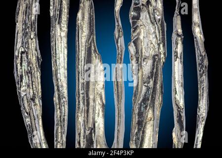 Zinn ist ein chemisches Element mit dem Symbol Sn und der Ordnungszahl 50. Stockfoto