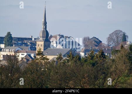 Kirchturm in der Stadt Wermelskkirchen Stockfoto