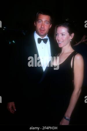 Beverly Hills, California, USA 18th. Mai 1996 Schauspieler Charles Grant und Frau Anne Jordan nehmen am 18. Mai 1996 an der 23rd Daytime Emmy Awards Celebration im Beverly Hilton Hotel in Beverly Hills, Kalifornien, USA Teil. Foto von Barry King/Alamy Stockfoto Stockfoto