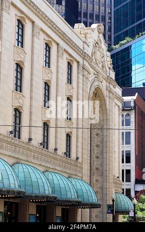 Eine geschlossene Ansicht der Heinz Hall für die Aufführung Kunst in der Innenstadt Kulturdistrikt.Pittsburgh.Pennsylvania.USA Stockfoto