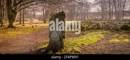 Das Clava Cairns in der Nähe von Inverness wurde kürzlich in der Outlander TV-Serie bekannt. An einem ruhigen Morgen kann man den Charakter des Ortes wirklich spüren und Stockfoto