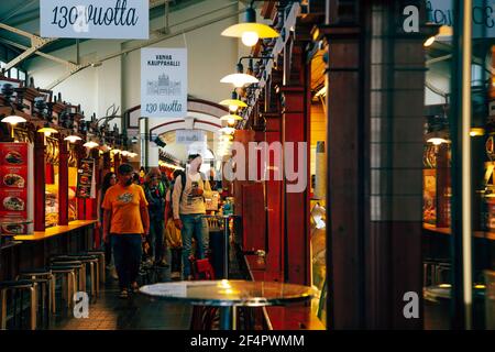 Helsinki, Finnland - 15. August 2019 : Markthalle Helsinki Stockfoto