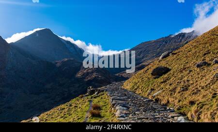 Blick von einer Wanderung zum Gipfel des Snowdon in Nordwales, Großbritannien Stockfoto