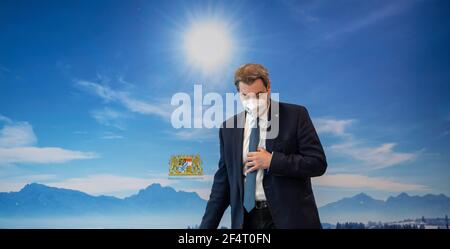 München, Deutschland. März 2021, 23rd. Der bayerische Ministerpräsident Markus Söder (CSU) nimmt an der Sitzung des Bayerischen Kabinetts Teil, die als Videokonferenz durchgeführt wird. Quelle: Peter Kneffel/dpa-Pool/dpa/Alamy Live News Stockfoto