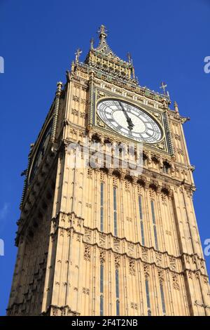 Big Ben Uhr. Palast des Parlaments in London, Großbritannien. Wahrzeichen von London. Stockfoto