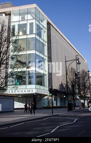 London, Großbritannien - 26. Februar 2021: Der Flagship-Store und Hauptsitz von Debenhams in der Oxford Street, London geschlossen und bereitet sich auf die Sanierung nach Stockfoto