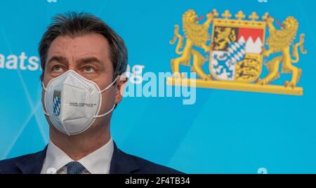 München, Deutschland. März 2021, 23rd. Markus Söder (CSU), Ministerpräsident von Bayern, nimmt nach der Kabinettssitzung an einer Abschlusspressekonferenz Teil. Quelle: Peter Kneffel/dpa-Pool/dpa/Alamy Live News Stockfoto