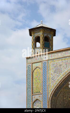 Vakil (Regent) Moschee, 18. Jahrhundert. Shiraz, Iran. Ein Minarett. Stockfoto