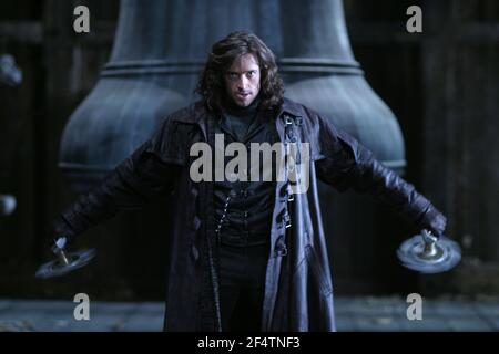 HUGH JACKMAN in VAN HELSING (2004), Regie Stephen SOMMERS. Kredit: UNIVERSAL / MASI, FRANK / Album Stockfoto