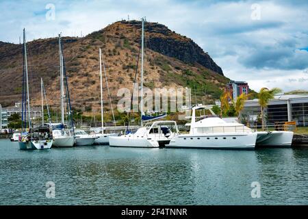 Boote im Hafen von Port Louis, Mauritius, Afrika Stockfoto