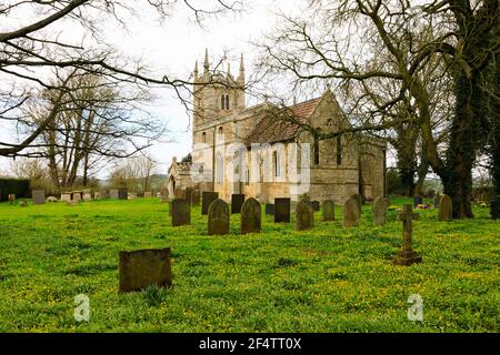 St. Wilfrid Anglikanische Pfarrkirche in Honington Village, in der Nähe von Grantham, Lincolnshire, England. Stockfoto