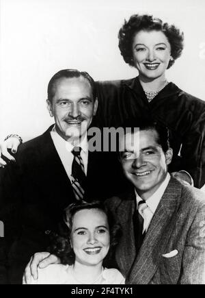 TERESA WRIGHT, FREDRIC MARCH, MYRNA LOY UND DANA ANDREWS IN THE BEST YEARS OF OUR LIVES (1946), REGIE WILLIAM WYLER. Kredit: RKO / Album Stockfoto