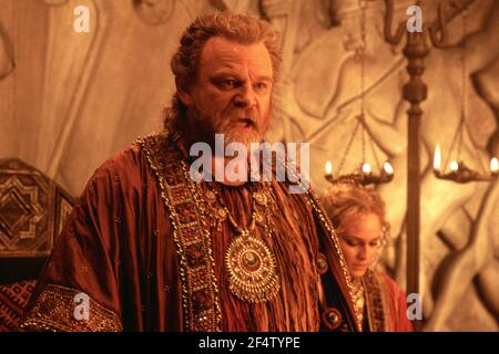 BRENDAN GLEESON und DIANE KRUGER in TROY (2004), Regie WOLFGANG PETERSEN. Quelle: WARNER BROS. / Album Stockfoto