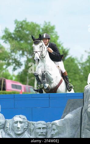 The Continental, Spruce Meadows, Juli 2002, , Ali Nilforushan (IRA) Reiten Cellist Stockfoto