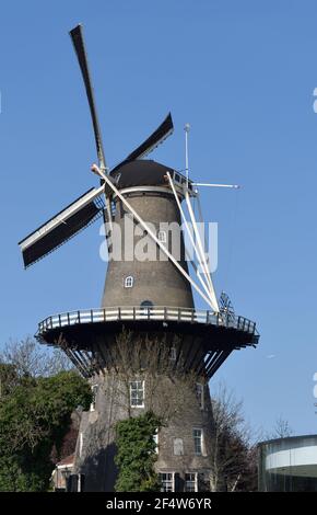 De Valk Windmühle Leiden Niederlande Stockfoto