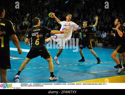 HANDBALL - D1 - CHAMBERY V DUNKERQUE - CHAMBERY (FRA) - 22/10/2008 - FOTO : JEAN-FRANCOIS MOLLIERE / DPPI BASTIEN LAMON (DUNKERQUE) Stockfoto