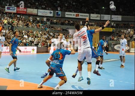 HANDBALL - HANDBALL - FRANZÖSISCHE MEISTERSCHAFT 2011-2012 - TOULOUSE V MONTPELLIER - TOULOUSE (FRA) - 08/09/2011 - FOTO : JEAN-NOEL HERRANZ / DPPI Stockfoto