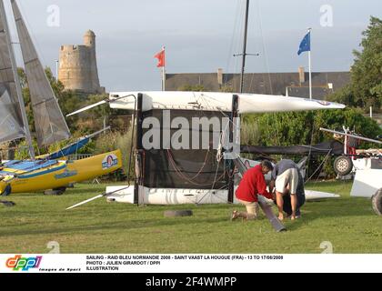 SEGELN - RAID BLEU NORMANDIE 2008 - SAINT VAAST LA HOUGUE (FRA) - 13 BIS 17/08/2008 FOTO : JULIEN GIRARDOT / DPPI ILLUSTRATION Stockfoto