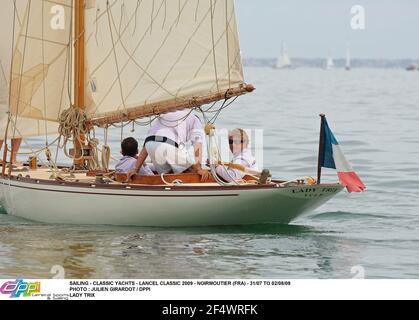 SEGELN - KLASSISCHE YACHTEN - LANCEL CLASSIC 2009 - NOIRMOUTIER (FRA) - 31/07 BIS 02/08/09PHOTO : JULIEN GIRARDOT / DPPI LADY TRIX Stockfoto