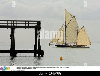 SEGELN - KLASSISCHE YACHTEN - LANCEL CLASSIC 2009 - NOIRMOUTIER (FRA) - 31/07 BIS 02/08/09PHOTO : JULIEN GIRARDOT / DPPI ILLUSTRATION Stockfoto