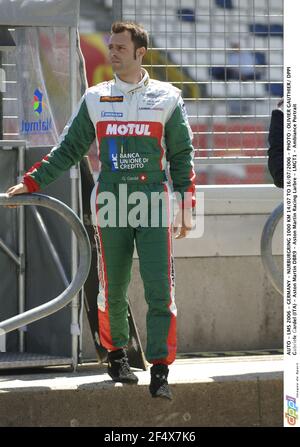 AUTO - LMS 2006 - DEUTSCHLAND - NÜRBURGRING 1000 KM 14/07 BIS 16/07/2006 - FOTO : OLIVIER GAUTHIER/ DPPI Gabriele Gardel (ITA) - Aston Martin DBR9 - Aston Martin Racing Larbre - LMGT1 - Ambiance PIED Stockfoto