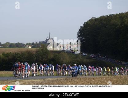 RADFAHREN - UCI PRO TOUR 2006 - PARIS-TOURS 2006 - 08/10/2005 - FOTO: OLIVIER GAUTHIER / DPPI ILLUSTRATION Stockfoto