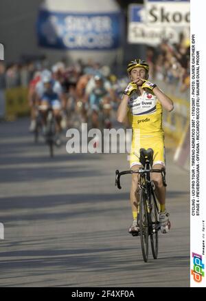 RADFAHREN - UCI PRO TOUR - TIRRENO ADRIATICO 2007 - 17/03/2007 - FOTO: OLIVIER GAUTHIER /DPPI ETAPPE 4 - PIEVEBOVIGLIANA - OFFAGNA - RICCARDO RICCO (ITA) / SAUNIER DUVAL PRODIR Stockfoto