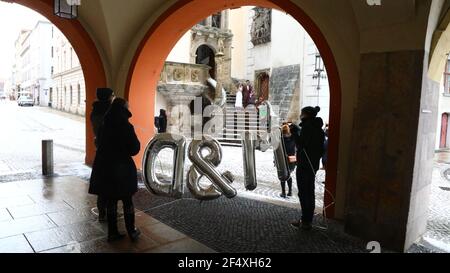 Etwas seltener zu sehen, eine Hochzeit während der Corona Pandemie in Görlitz am 20.03.2021 Stockfoto