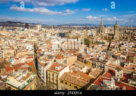 Panorama der Stadt Barcelona, von der Basilika Santa Maria del Pi, in Katalonien, Spanien Stockfoto