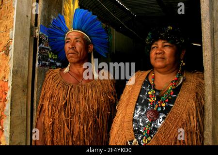 ilheus, bahia, brasilien - 13. februar 2014: indianer der Tupinamba-Ethnie werden im Dorf Itapoa im Olivenca-Bezirk in der Stadt I gesehen Stockfoto