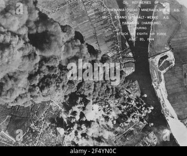 Ölraffinerien der (A) RhenaniaOssag Mineralolwerke AG und (B) Ebano