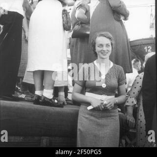 KDF (Macht durch Freude) - Monte Olivia. Junge Frau an Deck Stockfoto