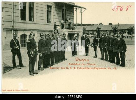 Feldartillerie - Kaserne Dresden. Baracke des Royal Saxon 4th Field Artillery Regiment No. 48, Uhrenlift Stockfoto