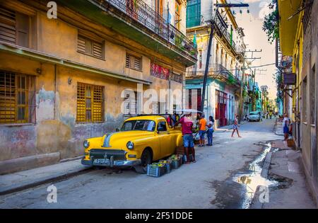 Havanna, Kuba, Juli 2019, urbane Szene von Jesus Maria Straße im ältesten Teil der Stadt Stockfoto