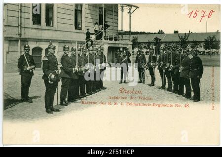 Feldartillerie - Kaserne Dresden. Baracke des Royal Saxon 4th Field Artillery Regiment No. 48, Uhrenlift Stockfoto