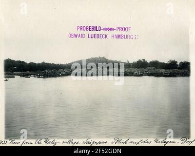 Manila, Philippinen. Siedlung mit Pfahlbauten. Blick vom Wasser Stockfoto