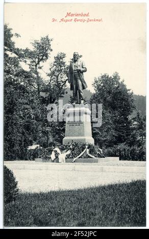 Dr. August-Herzig Denkmal Marienbad. Doktor-August-Herzig-Denkmal (1912) Stockfoto