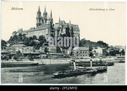 Albrechtsburg und Dom - Elbe mit Traktor Meißen. Albrechtsburg und. Dom - Elbe mit Traktor Stockfoto