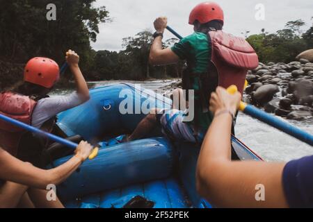 Rafting in Sarapiqui River, Costa Rica Stockfoto